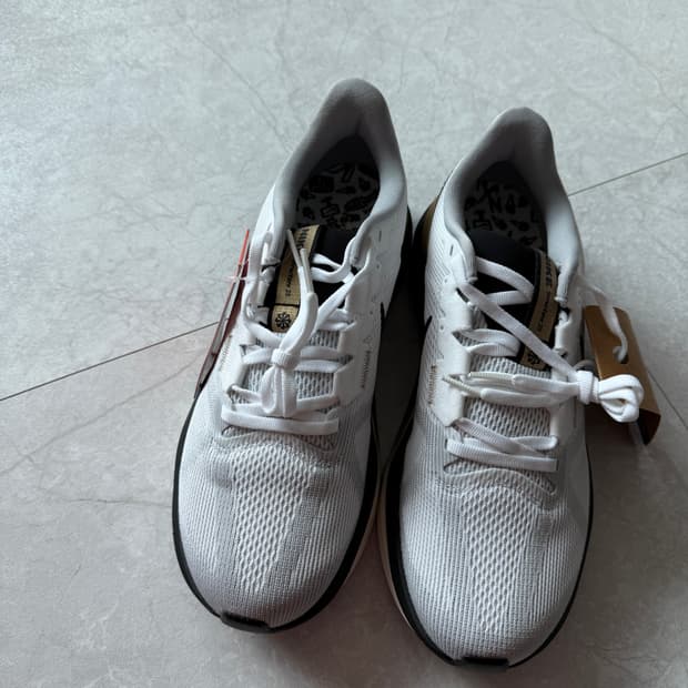 나이키 에어 줌 러닝화 새제품