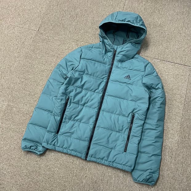 아디다스 경량패딩