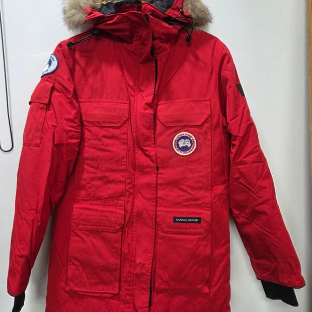 캐나다구스 패딩 레드 여성