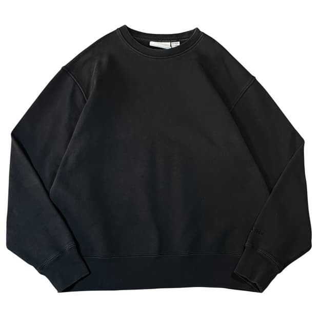 아디다스 퍼렐 휴먼레이스 맨투맨 때