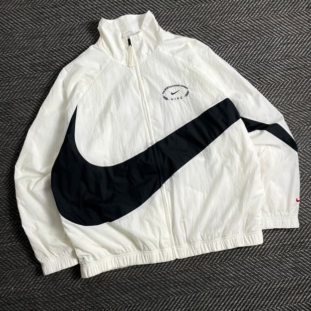 나이키 신형 빅스우시 나일론 우븐 트랙자켓y 2934