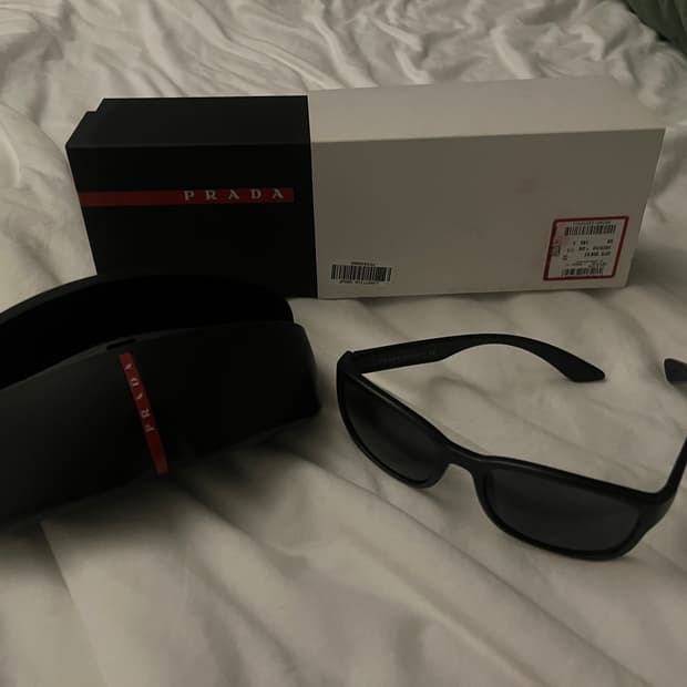 프라다 선글라스