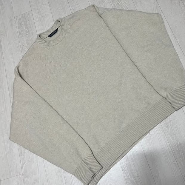 발렌시아가 캐시미어 니트