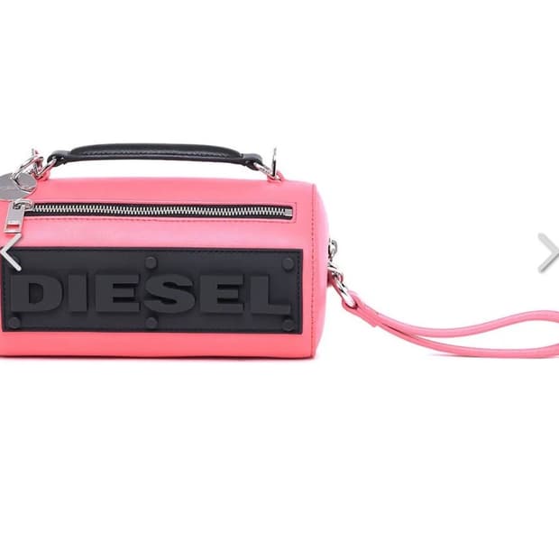 디젤 핫핑크 가방 희귀템