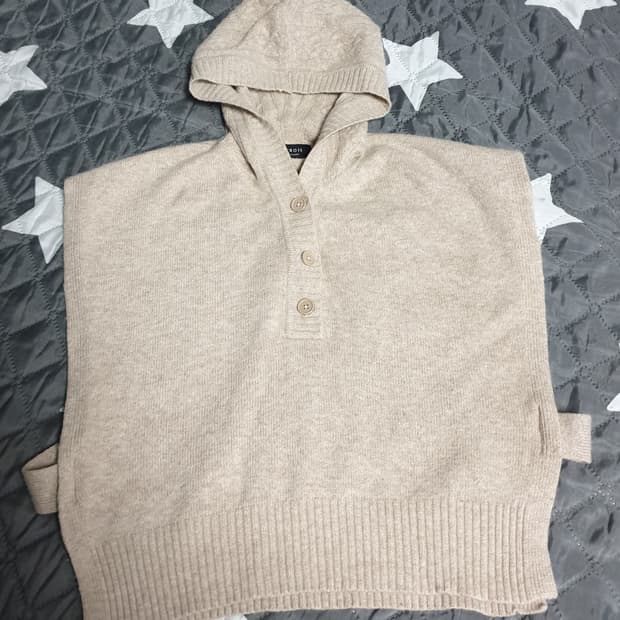 LE TROIS 반버튼 캐시미어혼방 울 후드 베스트 (M)