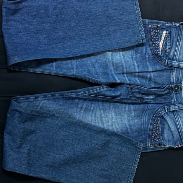 DIESEL TIMMEN 청바지 W31 L34 사이즈입니다