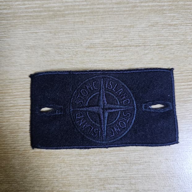 스톤아일랜드 고스트피스 와펜