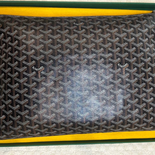 [정품/중고] 고야드 세나 클러치 GM