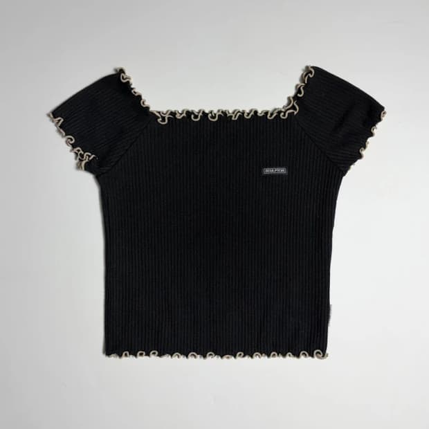스컬프터 20SS 블랙 크롭 오프숄더 엣지 탑 R1536