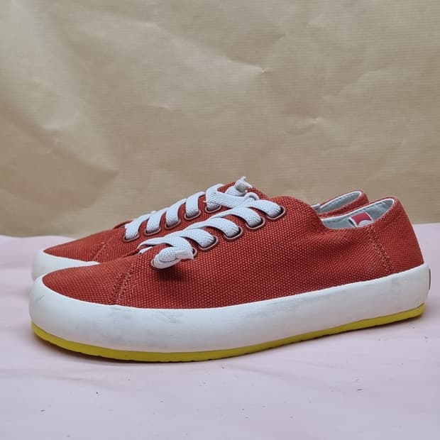 캠퍼 페우 람블라 레드 스니커즈 225