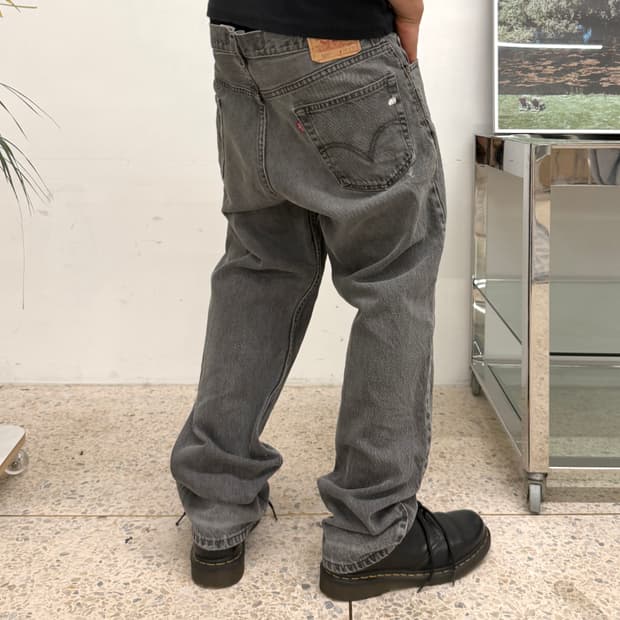 리바이스 505 레귤러 스트레이트 흑청