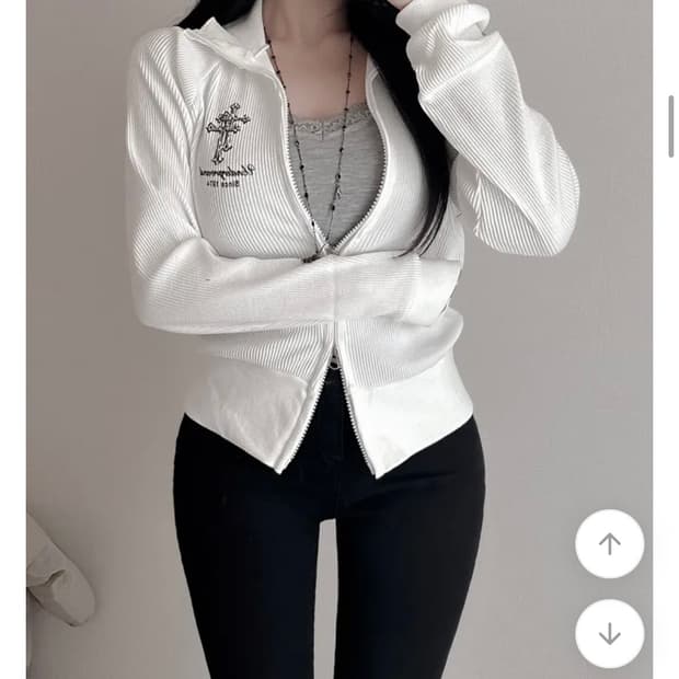 에이블리 크롬st 투웨이 골지 카라 집업 (새상품)