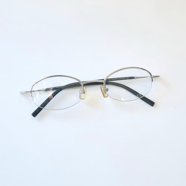데드스탁 빈티지 오벌 반무테 안경테  492