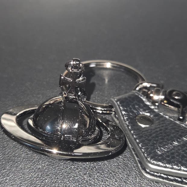 비비안웨스트우드 ORB 키링