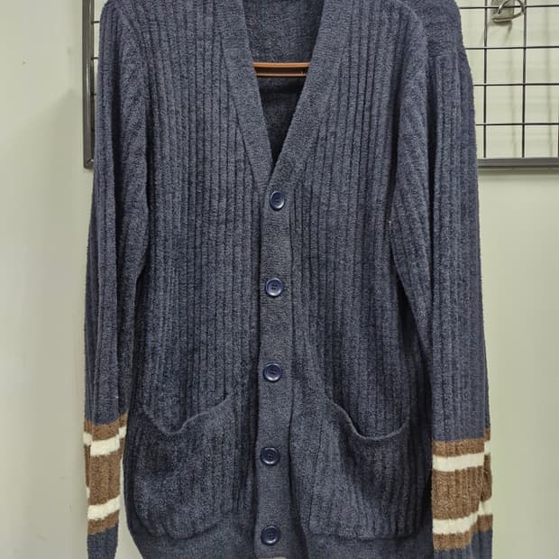 100L 젤라또피케 남성 소매 배색 가디건 네이비.