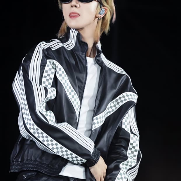 루이비통 버질아블로 테크니컬 트랙 레더 하이넥 자켓