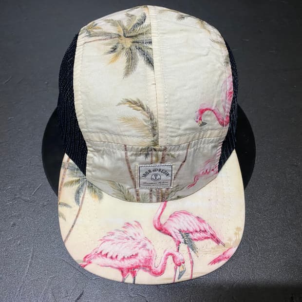 Iron and resin vintage trucker cap