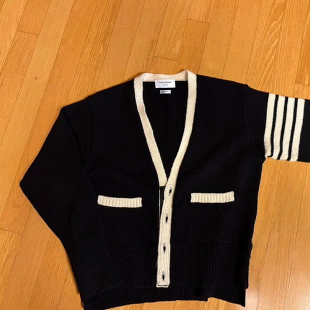 톰브라운 가디건 블랙 3사이즈