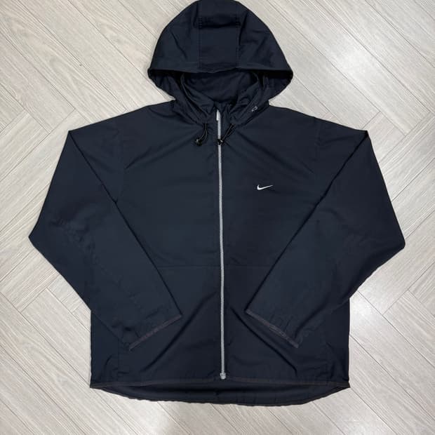 나이키 올드스쿨 바람막이