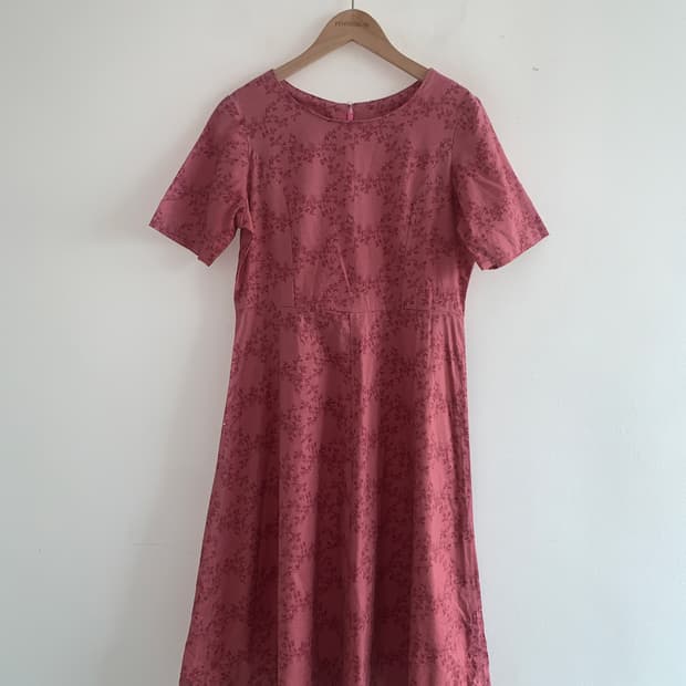 Red flower dress