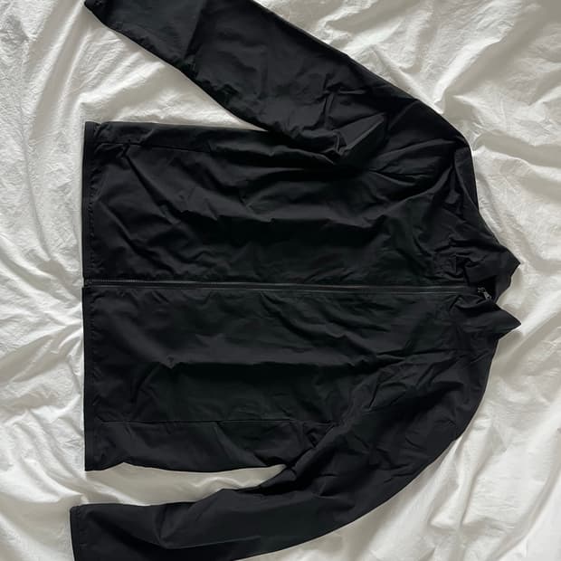 제임스펄스 바람막이 100