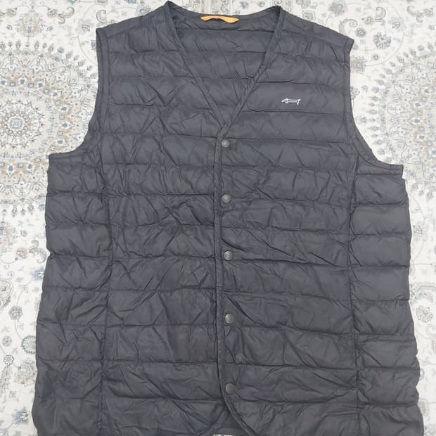 루이까스텔 골프 블랙 구스다운 경량 패딩조끼 95