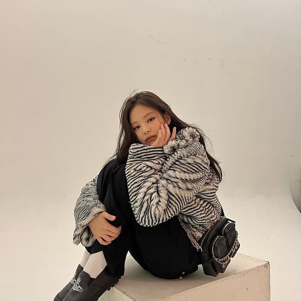 비비안웨스트우드 레더 슬립온 36