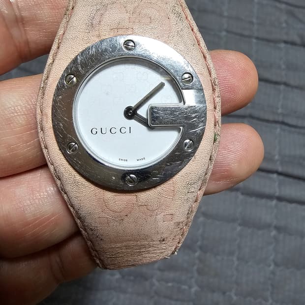 구찌 G로고 여성 시계 핑크 가죽 정품