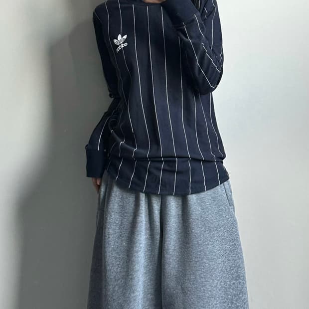 아디다스 트레포일 네이비 스트라이프 롱슬리브 긴팔티