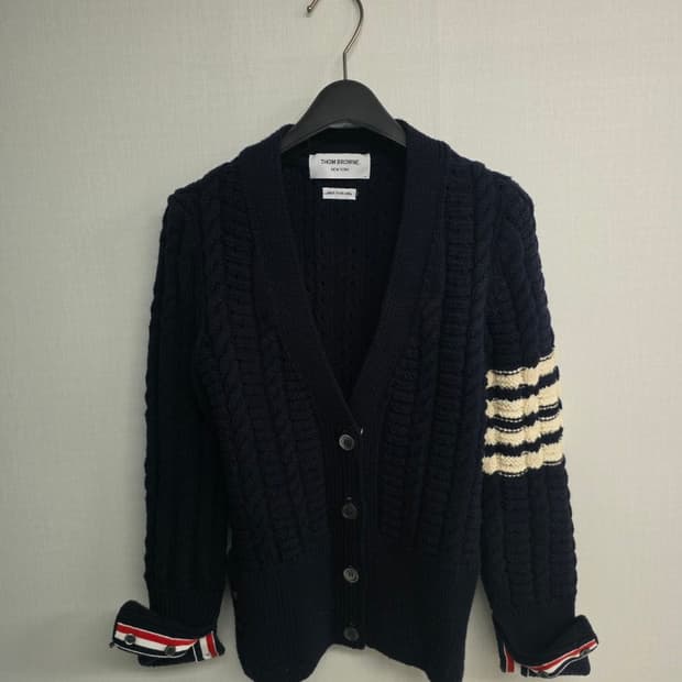 톰브라운 아란 케이블 니트 네이비 (사이즈 38 상태 최상)