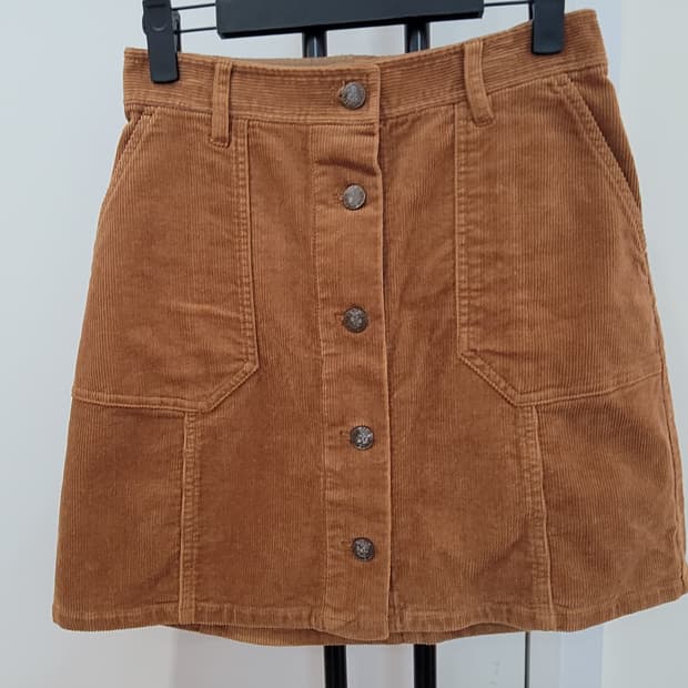 써스데이아일랜드 코듀로이 스커트 S사이즈
