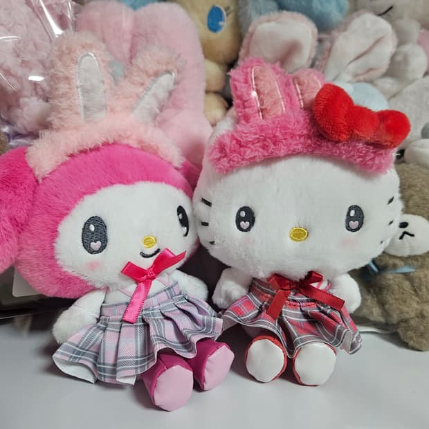 헬로키티,마이멜로디 동물학원 스쿨시리즈  마스코트 인형