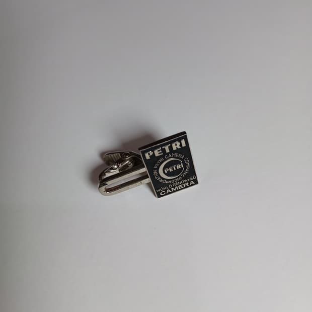 빈티지 PETRI 카메라 넥타이핀 (#7)