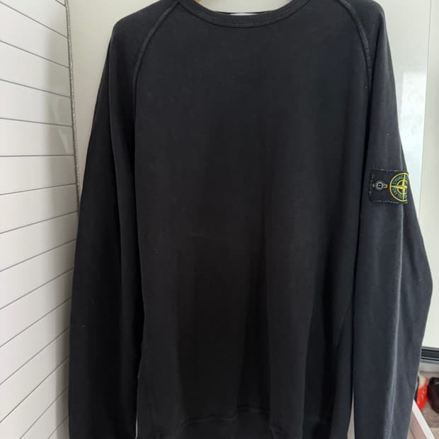 스톤아일랜드 맨투맨 xxl 급처