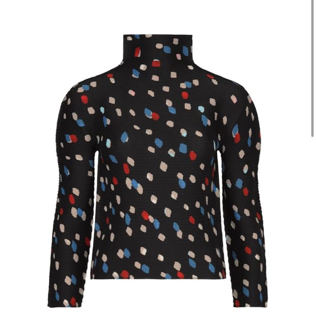 이세이미야케 미 도트 플리츠 탑