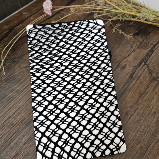 Gunze  패턴 블랙 망사 스타킹