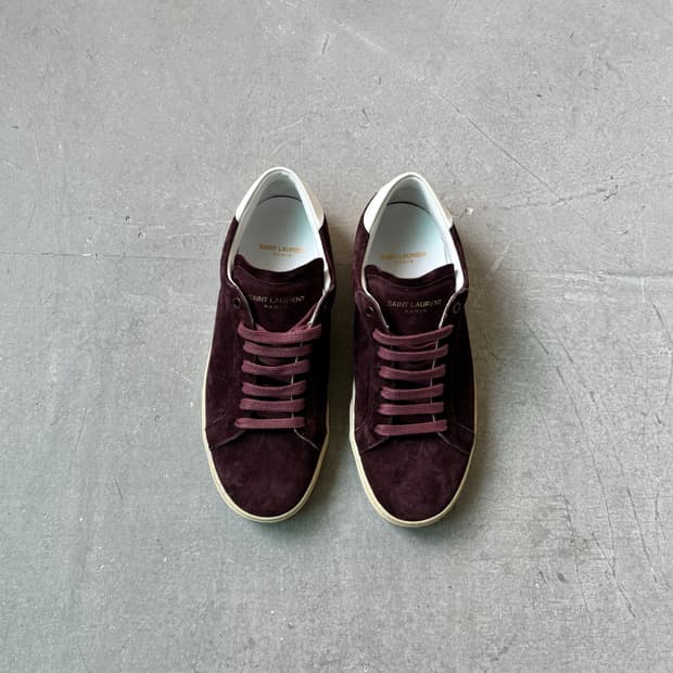 생로랑 스웨이드 스니커즈 