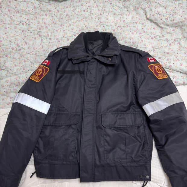 [레어] 90‘s 캐나다군 메딕 보급 블랙 파카(내피 포함) 105