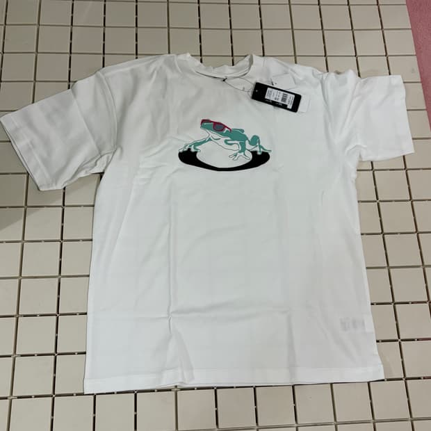 오클리 개구리 티