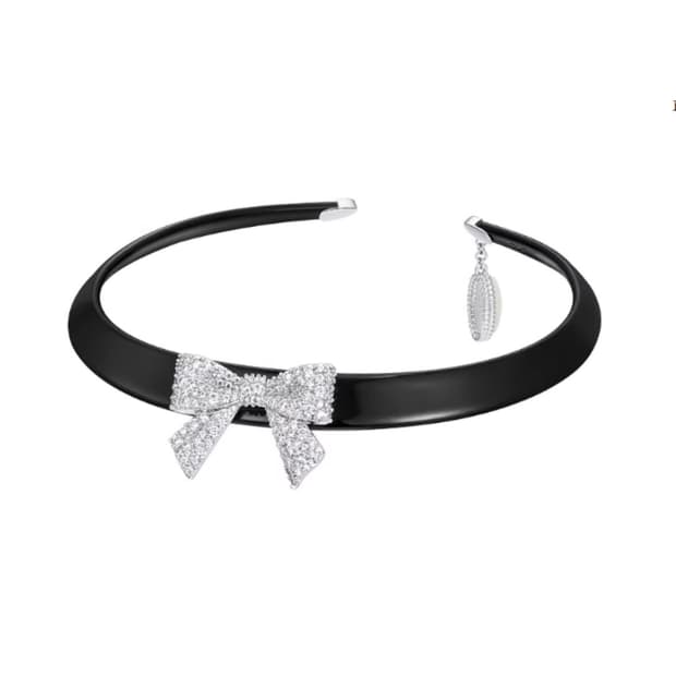 슈슈통 파베 세팅 리본 목걸이