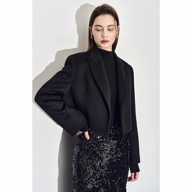 타임 23 캐시미어 핸드메이드 크롭 자켓