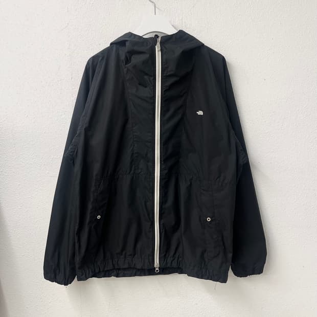 THE NORTH FACE PURPLE LABEL