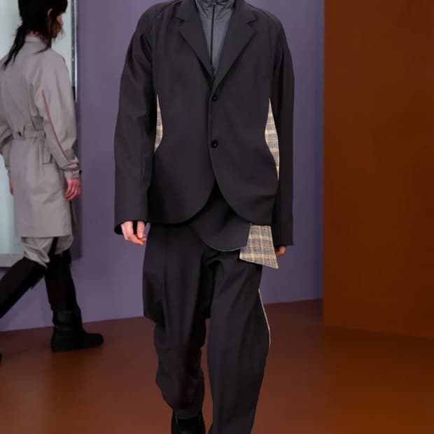 키코 코스타디노브 하크만 다트 숄더 자켓