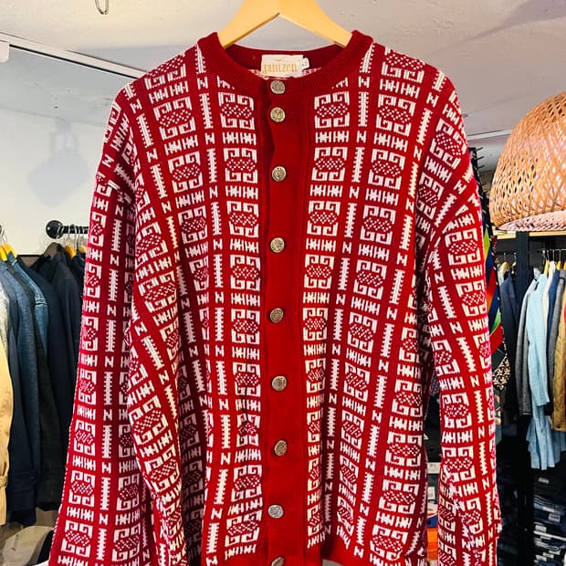 잔첸 코인 버튼 니트 가디건