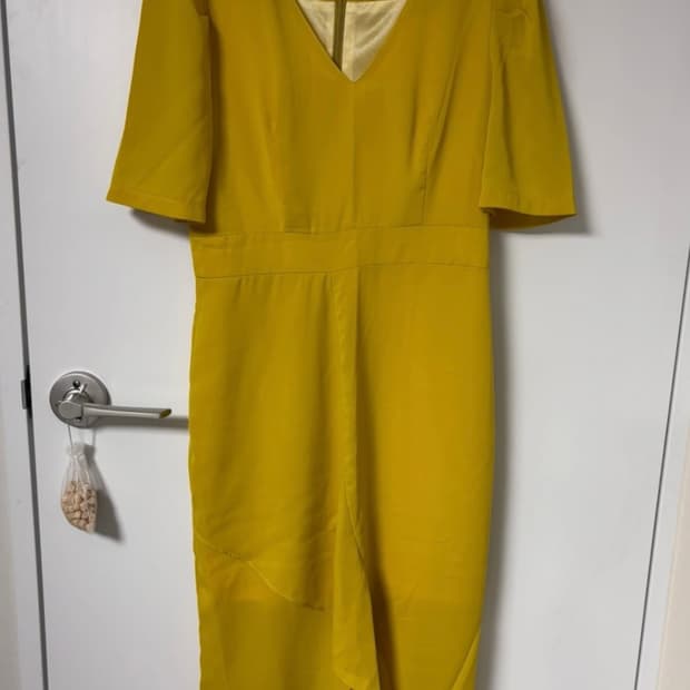 에이블리 옐로우 브이넥 오피스 쉬폰 레이스 반팔 롱 원피스