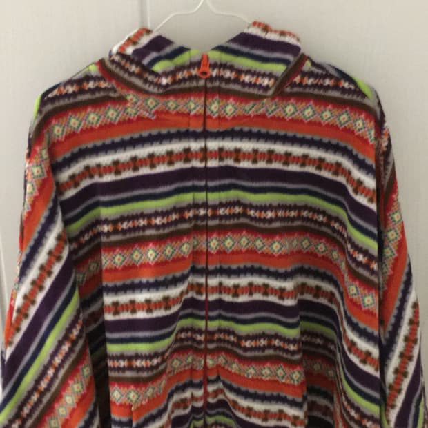 노르딕 패턴 판초 