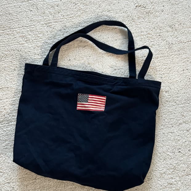 <실착 1회🖤> 브랜디멜빌 토트백 Brandy Melville Amer