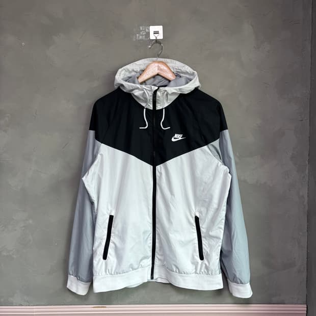 나이키 윈드러너 바람막이 흰검 그레이 