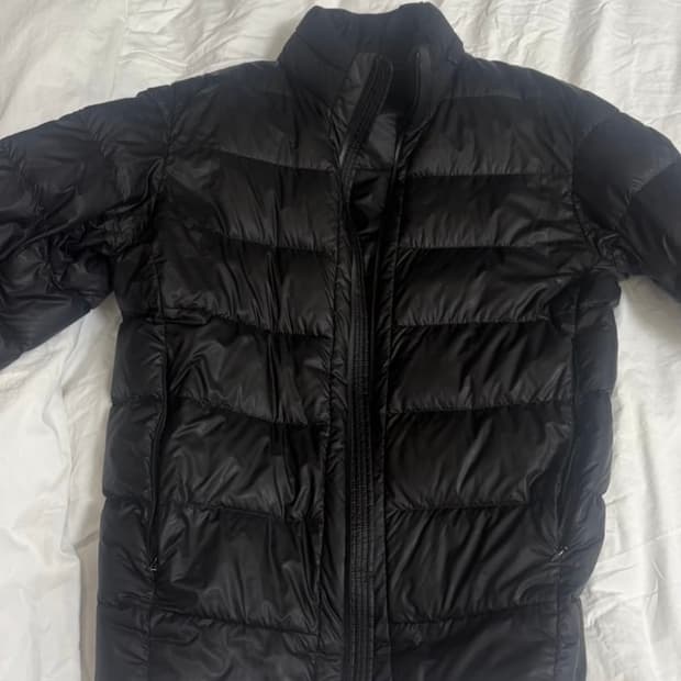 몽클레어 경량패딩