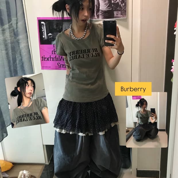 < Burberry Puff Top >
